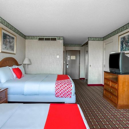 Oyo Hotel Tulsa I-44 Midtown Exterior foto