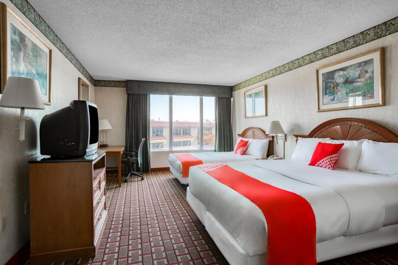 Oyo Hotel Tulsa I-44 Midtown Exterior foto